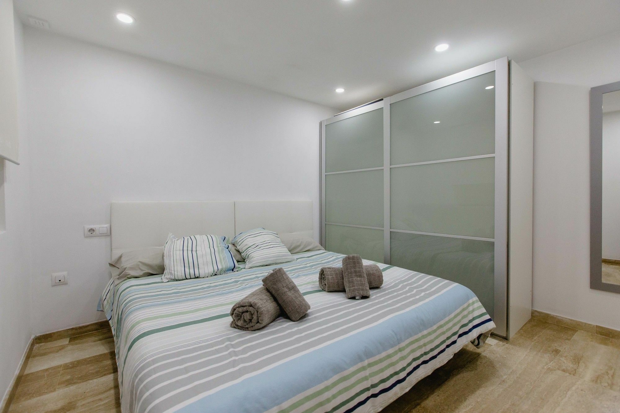 Apartamento La Merced Cadiz Ngoại thất bức ảnh